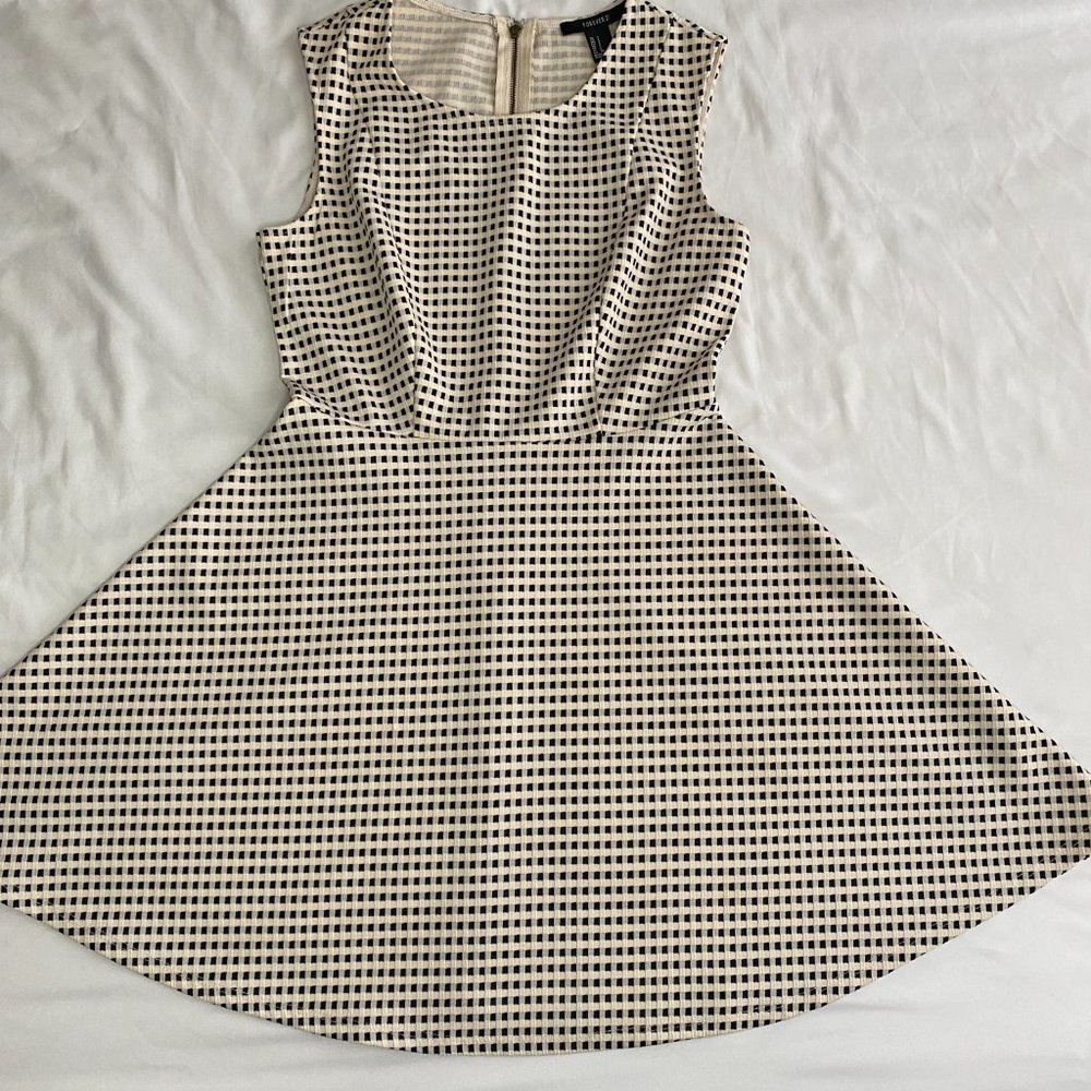 FOREVER 21 TENNIS DRESS Like new. Small - Picture 4 of 9